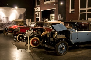 313-8752 Auto World Museum